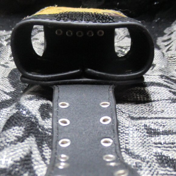 Vintage Western Phone Holster - Picture 4 of 6